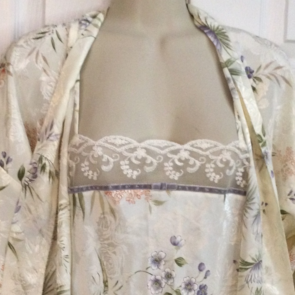 Intime Amore Night gown set - Picture 2 of 11